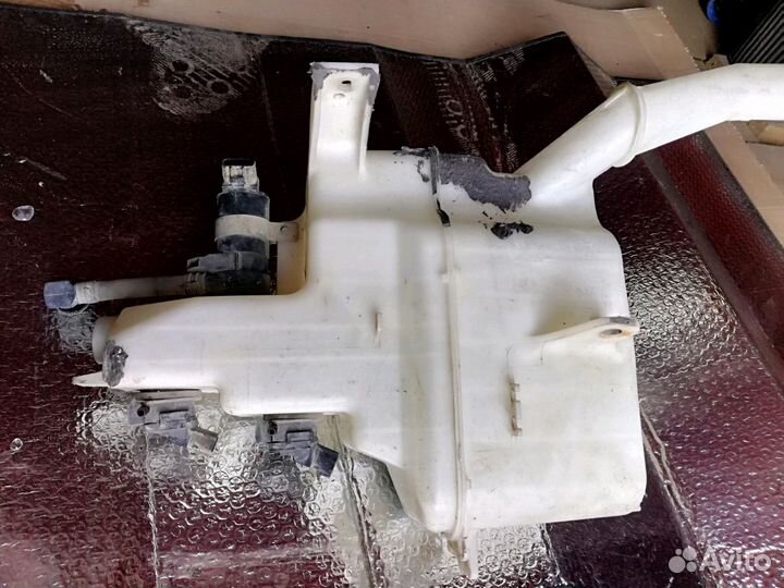 Mazda cx-7 мазда сх7 Насосы бочка омывателя