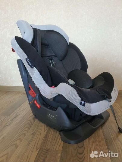 Автокресло carmate swing moon premium (япония)