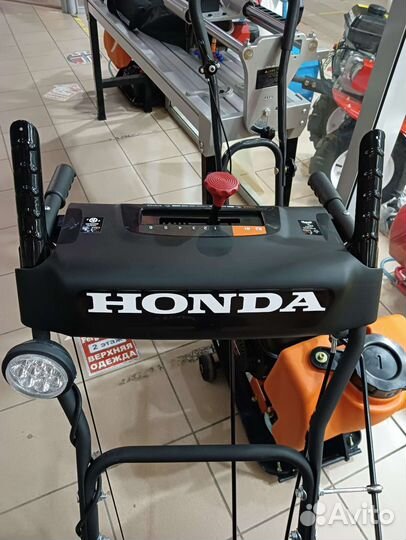 Снегоуборочная машина Honda HSS GX270 / 9HP Pro