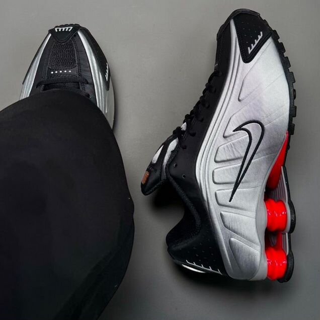 Кроссовки nike shox r4