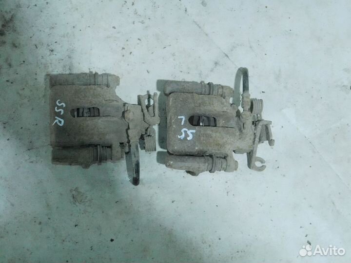 Суппорт тормозной мицубиси спейс стар