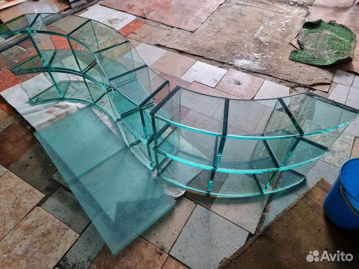 Стеклянные полки для дома