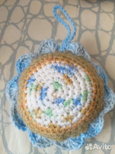 Вязаные сувениры (цветочки)