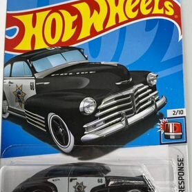 Hot wheels TH 47' Chevy Fleetline