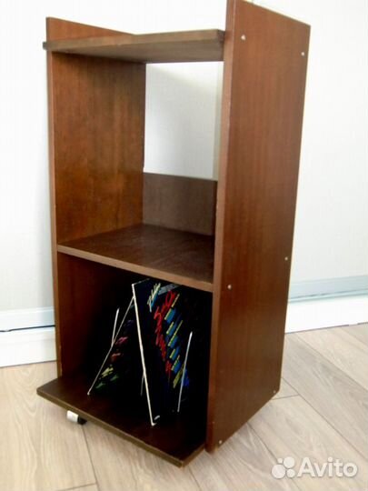 Тумба под аппаратуру