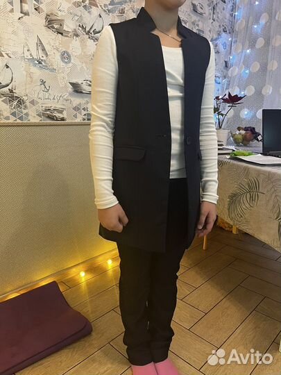 Костюм школьный для девочки 8-9 лет