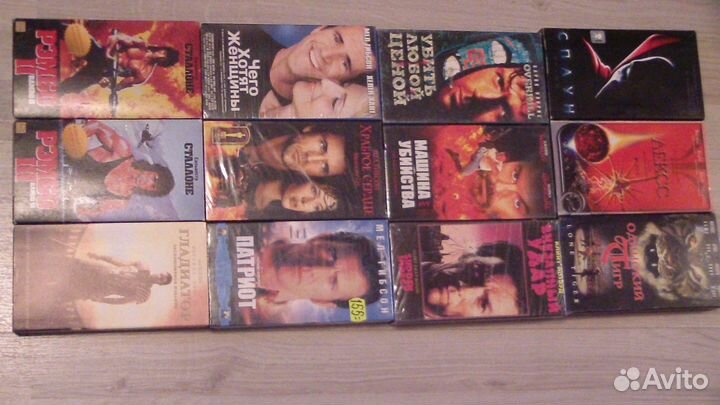 Видеокассеты с фильмами
