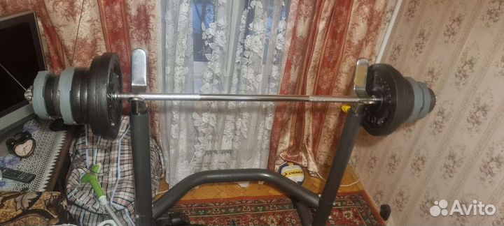 Стойки для жима штанги гантели