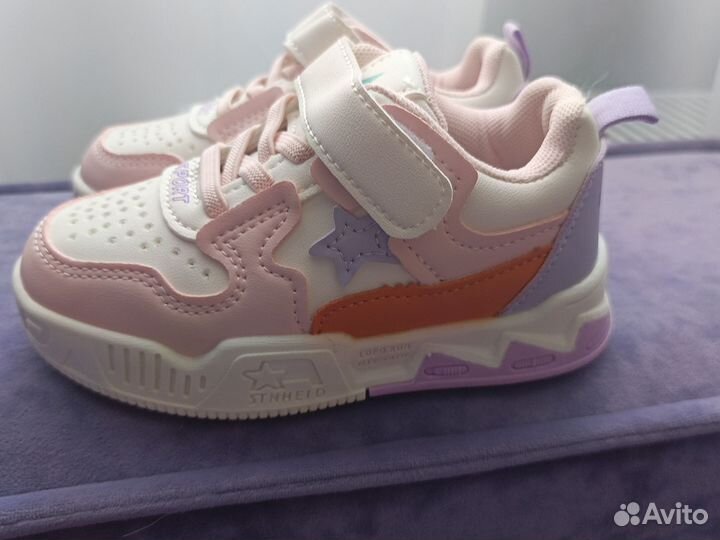 Кроссовки детские новые 28размер