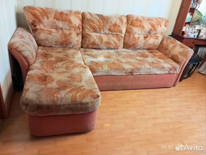 Угловой диван бу