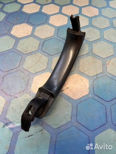 Ручка двери внешняя 7L6837205A