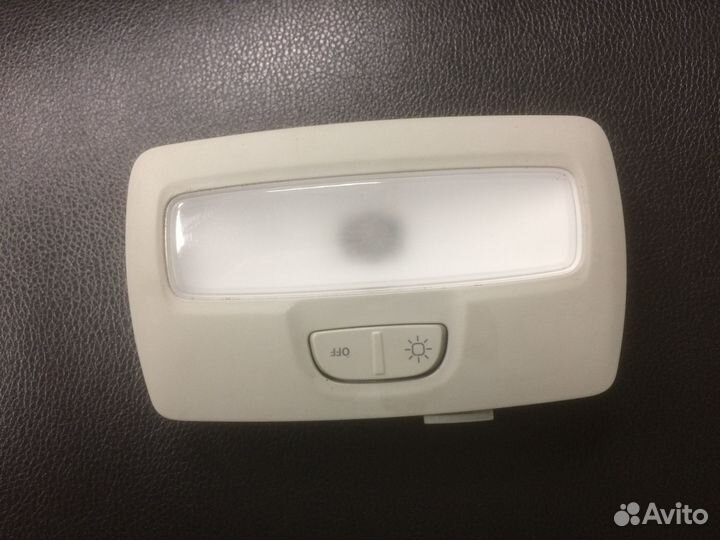 Плафон салона Renault Arkana, Duster 2