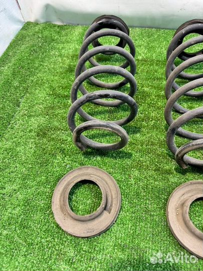 Пружина (пара) задняя Toyota Ractis NCP120 1nzfe