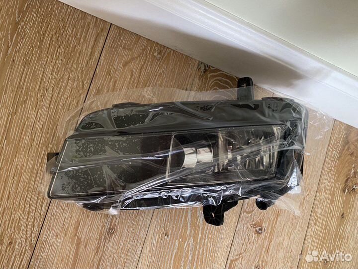 Противотуманная фара левая гольф 7