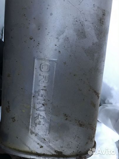 Родной оригинальный глушитель от audi 80 бочка
