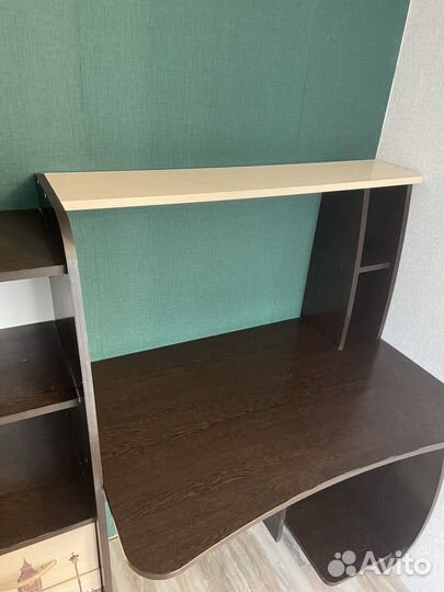 Компьютерный стол