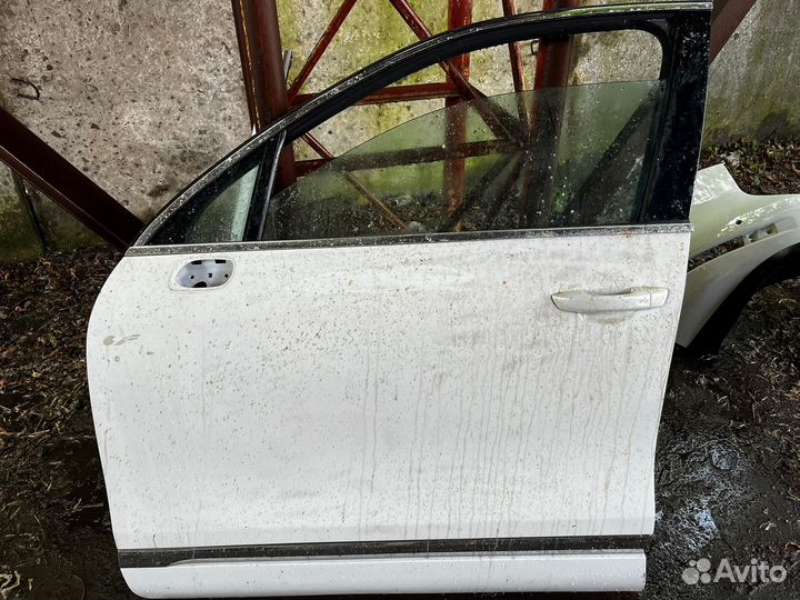 7P6837755C Дверь передняя левая Volkswagen Touareg