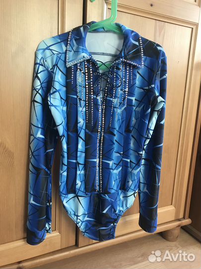 Рубашка для выступлений (фигурное катание)