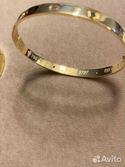 Золотой браслет Cartier Love