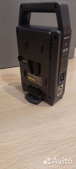 Зарядное устройство Sony BC-l70