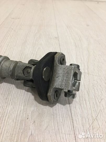 Рулевой карданчик Mercedes Benz S500L W220