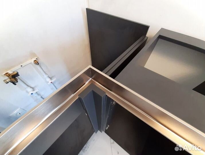 Кухонный гарнитур угловой