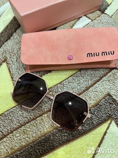 Очки Miu Miu
