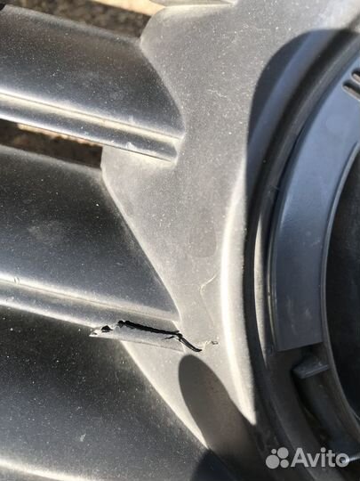 Решетка радиатора Volkswagen Passat B6