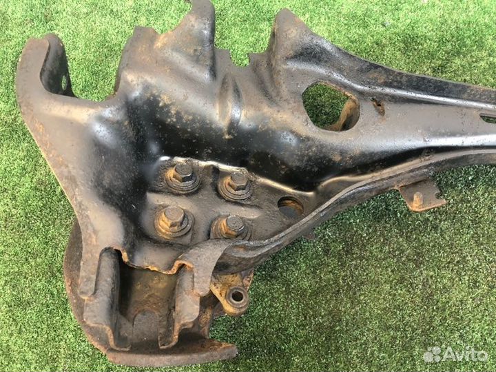 Ступица задняя правая Mazda Mazda6 GG L3C1 2003