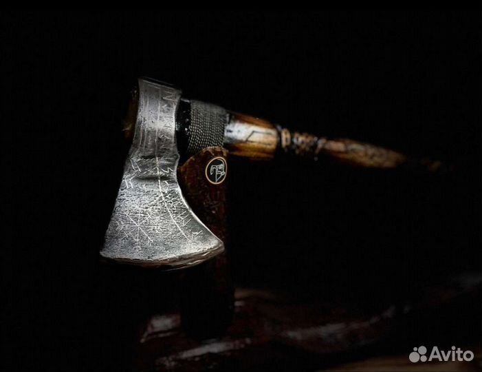 Топор кованый ручной работы