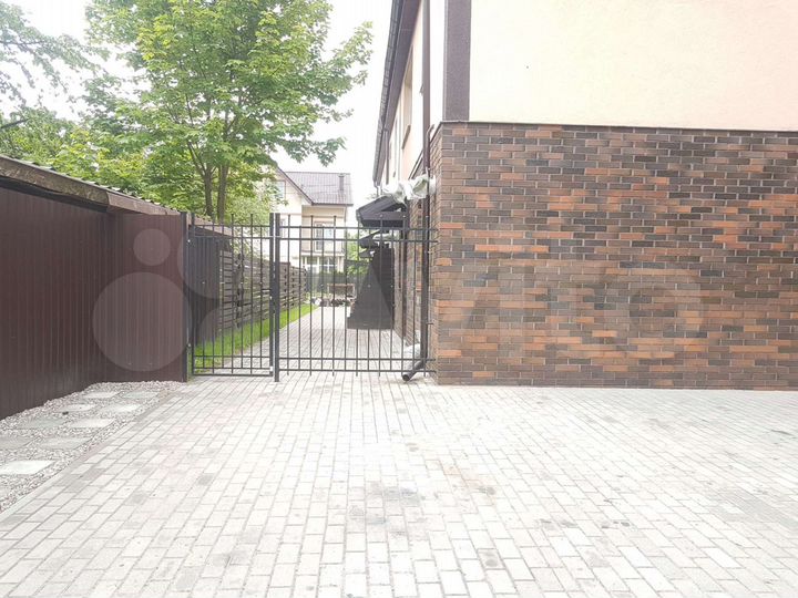 Таунхаус 162 м² на участке 2 сот.