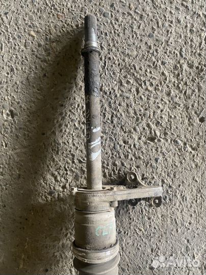 Привод передний правый Nissan Cefiro A33