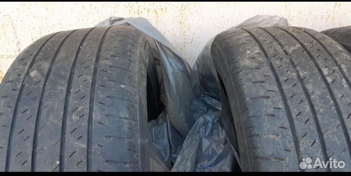 Bridgestone Blizzak LT 235/55 R18