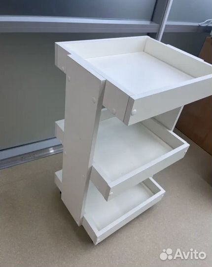 Тележка косметологическая