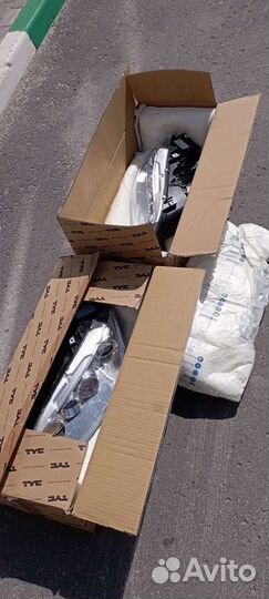 Фары передние Мазда 6