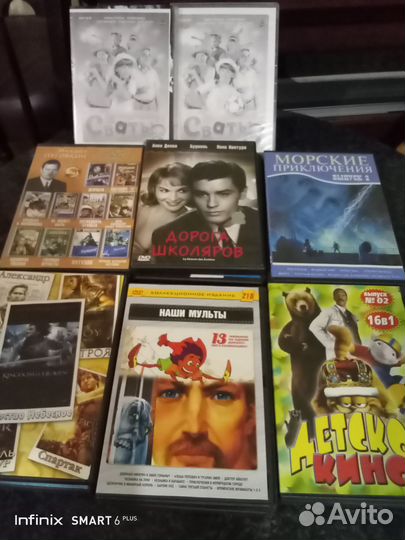 Видео кассеты и диски