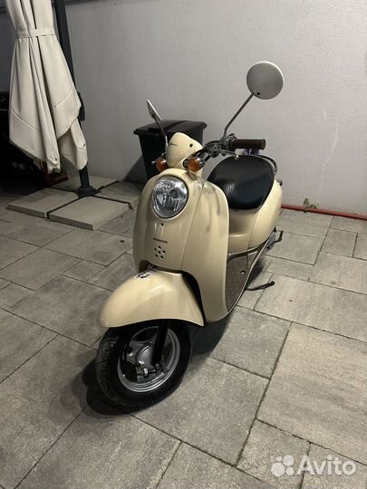 Скутер honda scoopy