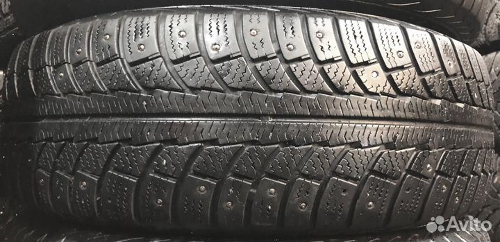 Gislaved Nord Frost 5 215/70 R16