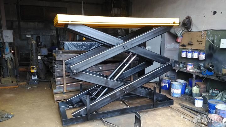 Ножничный подъемник (гидростол)