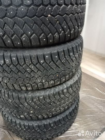 Gislaved Nord Frost 200 215/60 R16