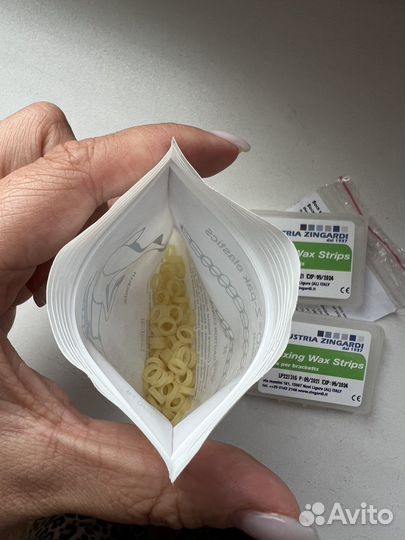 Воск и резиночки для брекетов