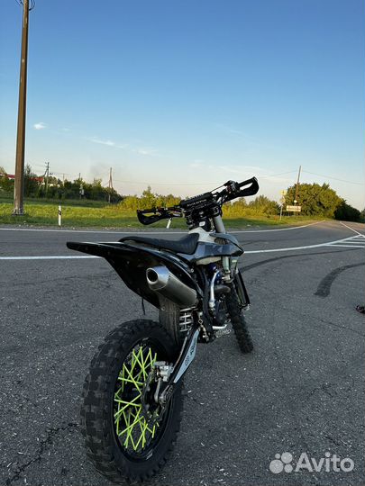 Avantis 300 PRO EFI