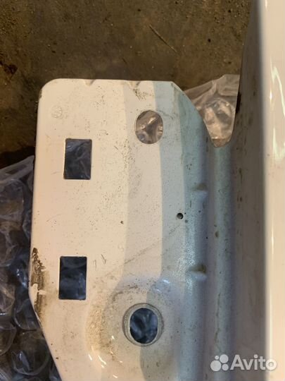 Крыло на volkswagen polo