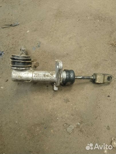 Главный цилиндр сцепления Вольво С40 В40