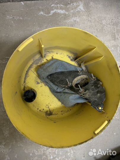Пылесос Karcher на запчасти