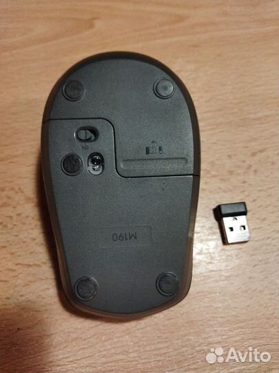 Беспроводная мышь Logitech M190