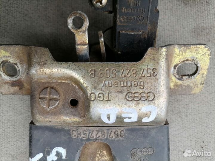 Замок багажника VAG 357827503B для VW Passat (B3)