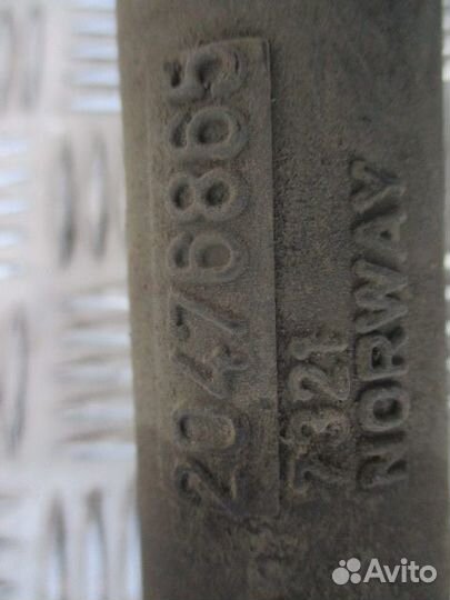 Маслозаливная горловина Volvo 20476865