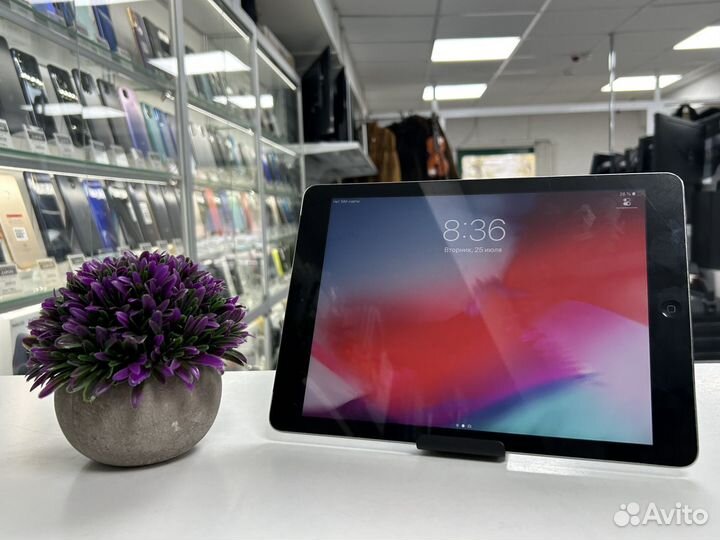 Планшет iPad Air 1 32 GB LTE