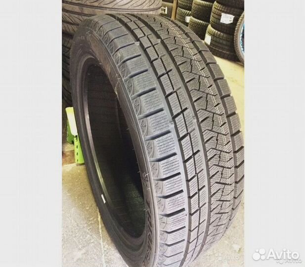Triangle Trin PL02 285/45 R19 110V
